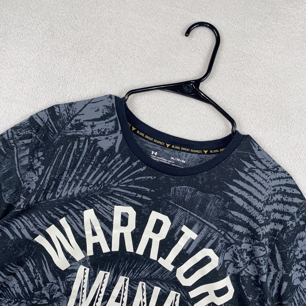 Under Armour Project Rock Warrior Mama Shirt Men's XL Gray Heatgear Hawaiian